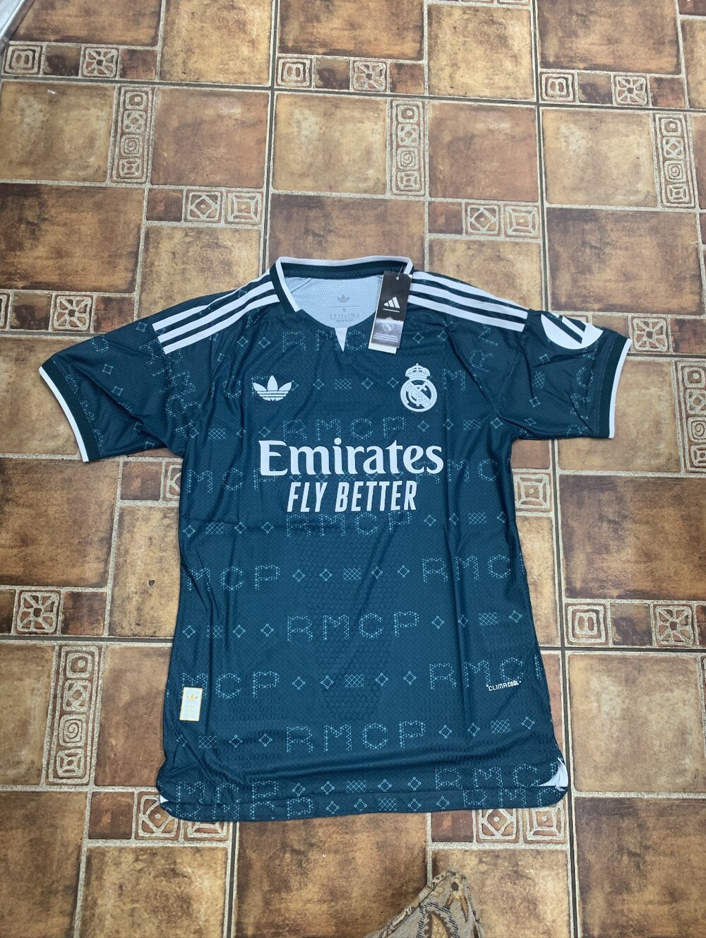 adidas Originals Real Madrid 2026/27 Player Jersey Size M